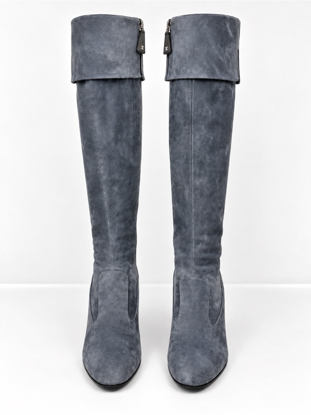 CHANEL 2021 Runway Pre-Fall‎ Métiers d'Art Gray Suede CC Logo Knee High Boots 38